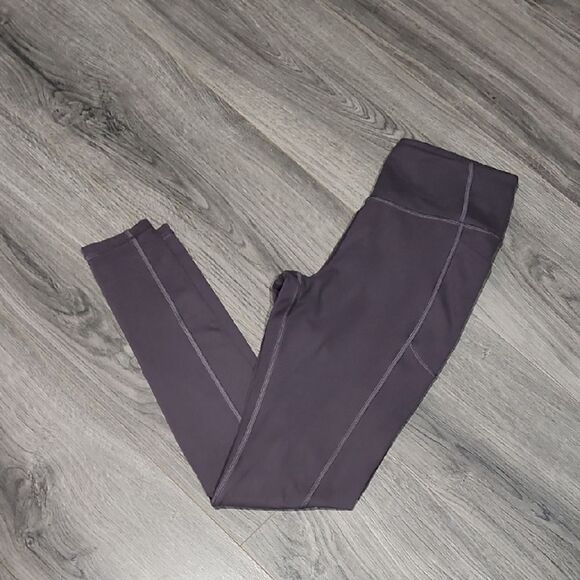 Victoria Secret Gray Pocket Leggings - Picture 1 of 9